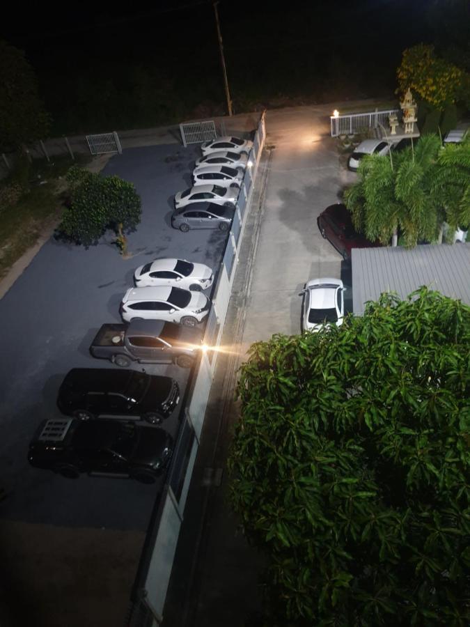 Rangh Place Ban Map Samet Daeng Exterior foto